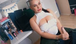 Trailer - Clumsy Secretary at Work Fucked by the Boss: German Porn by  linktree | xHamster