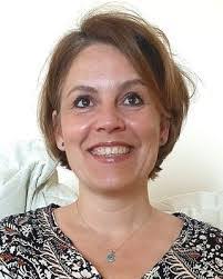 Suzanne Lunn's Instagram, Twitter & Facebook