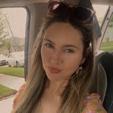 Cierra Burrell's Instagram, Twitter & Facebook