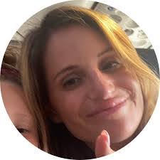 Jennie Graham's Instagram, Twitter & Facebook