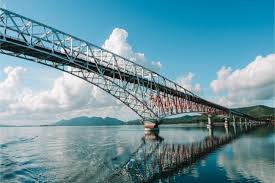 Ang san juanico bridge ay ang tinaguriang pinakamahabang tulay sa pinas. San Juanico Cruise Stunning Views Beneath The San Juanico Bridge