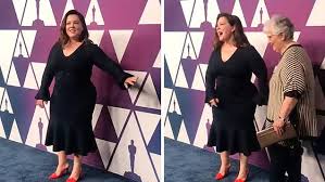 Celebrity Iou Melissa Mccarthy Gets Ugly Cry From Relatives After Renovating Their Chicago Home Daily Mail Online