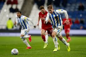 Compare emile smith rowe with. Arsenal Loan Player Emile Smith Rowe Gets Extra Covid 19 Test At Huddersfield Town Yorkshirelive