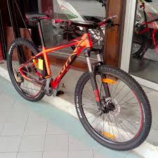 Vendo bici mtb scott taglia m (adatta cmq anche a persone alte 185 cm) ,in condizioni ineccepibili. Scott Aspect Mountain Bike Sports Bicycles On Carousell