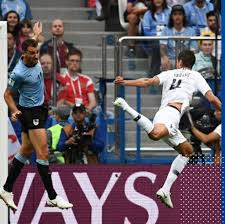 La coupe du monde 2018 se déroule en russie du 14 juin au 15 juillet 2018. Coupe Du Monde De Football 2018 La Demi Finale De L Equipe De France Contre La Belgique Sur Ecran Geant A La Brest Arena Cote Brest