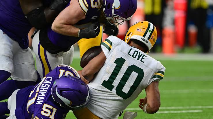 Vikings complete impressive comeback against Packers