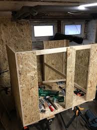 Den Keller Zu Einer Hobbywerkstatt Ausbauen Teil 2 Daniel Laqua In 2020 Werkstattschranke Diy Schrank Werkbank Selber Bauen