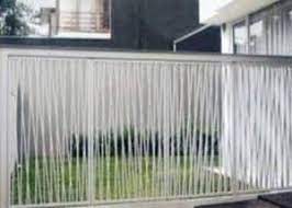 Selain dapat digunakan sebagai atap, seng galvalum dapat juga digunakan untuk dinding bangunan (cladding) dan pagar penutup pada proyek. 8 Jenis Besi Untuk Pagar Rumah Terbaik Rumahlia Com