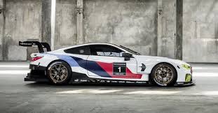 Itracing First Look The New Bmw M8 Gte Bmw Motorsport Presented Its New Top Of The Range Model For The International Gt Racing Scene A New Bmw Car Race Cars