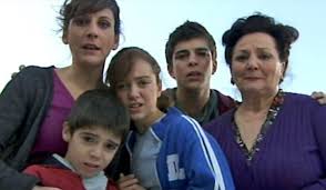 En el 2010, después de abrir paso en su carrera musical, ana mena resulta ganadora del concurso my camp rock 2 de disney channel; De Marisol A Vive Cantando El Pasado Televisivo De Ana Mena