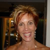 Laura Choma's Instagram, Twitter & Facebook