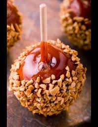 Mini Pommes D Amour 30 Idees Pour Sublimer La Tomate Elle A Table En 2020 Pomme D Amour Mini Pomme Alimentation