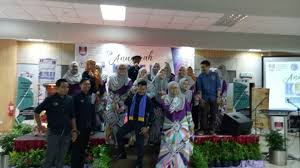 Ikhlas daripada pengetua kolej seroja salam. Facebook