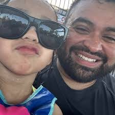 Shannon Ogg's Instagram, Twitter & Facebook