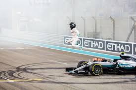 Formula one , сокращенно f1, является высшим классом открытых колесавтогонок , определенных федерацией internationale de l'automobile (fia), мировой руководящий орган автоспорта. Chempiony Mira Formuly 1