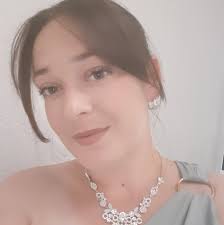 Is anyone making wreaths or know who's selling them ?