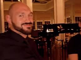 Tyson Fury and brother Tommy travel with 'Edinburgh gangster' to posh  Gleneagles Hotel