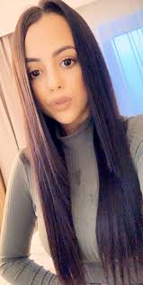 Find hair salon near me with good hair stylist. Mum To Be Reduced To Tears After Beauty Salon Gives Her Eyebrows A Blindfolded Four Year Old Could Have Done Better