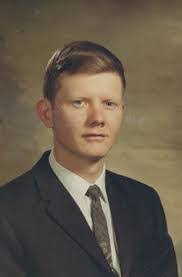 Dirk Howard's Instagram, Twitter & Facebook