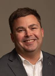 Sarah Scheffel's Instagram, Twitter & Facebook