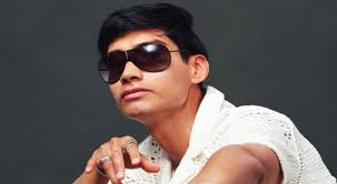 Dennis Rey le canta al amor y estrena videoclip “Me enamoré [VIDEO]