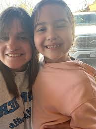 Benton Elliott's Instagram, Twitter & Facebook