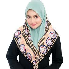 These are some styles on how you can don tudung bawal or square scarf ala². Tudung Bawal Aidijuma Turquoise Hello Kitty Shopee Malaysia
