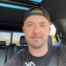 We're giving away four pairs of Soundz earplugs! Artists such as Detlef,  Echonomist and Nakadia all wear and love them, so you will to. To win,  simply like, publicly share and comment