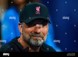 Entrenador en jefe de jurgen klopp fotografías e imágenes de alta  resolución