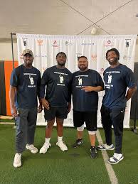 Reginald Reddick (@ReggieReddick75)