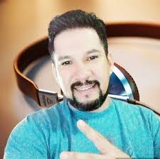 Armando Guadamuz's Instagram, Twitter & Facebook