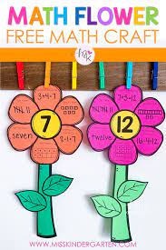 This Free Math Flower Craft Is The Perfect Addition To Your Classroom This Spring This Is A Great Way To Assess If Math Crafts Flower Math Math Art Activities