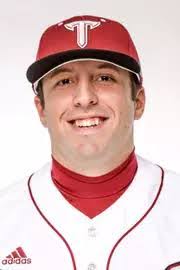 Evan Hebert's Instagram, Twitter & Facebook