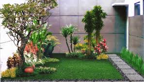 Taman depan rumah mungkin tidak terlalu luas, mungkin hanya sekitar 3 x 3 meter atau seukuran dengan carport. 18 Inspirasi Taman Minimalis Untuk Depan Rumah Arsitek Jogja