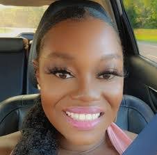 Shannon Epps's Instagram, Twitter & Facebook