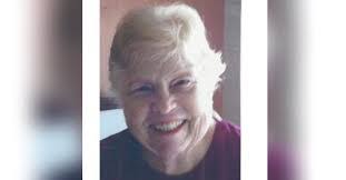 Celia Gunter's Instagram, Twitter & Facebook