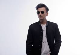 List download lagu mp3 malaysia faizal tahir (5:17 min), last update apr 2021. Faizal Tahir Collaborates With Fans On New Music Video The Star