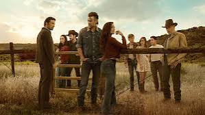 Ransom Canyon Cast: Josh Duhamel and Minka Kelly Star - Netflix Tudum