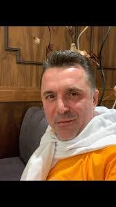 David Liston's Instagram, Twitter & Facebook