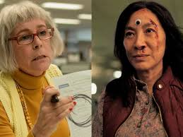 Jamie Lee Curtis Shared Sweet Response After Her Reaction To Michelle  Yeoh's Golden Globes Win Went Viral