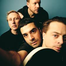 Goose: 'We geven elkaar de ruimte om polyamoreus in het muzikantenleven te  staan'