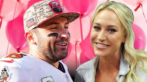 Baker Mayfield, Wife Reveal Pregnancy, Having Baby Girl : r/buccaneers
