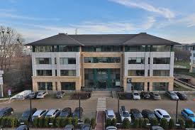 A co to za pakiet? Wisniowy Business Park C Ul 1 Sierpnia 6a Wlochy Warszawa Biuro Do Wynajecia