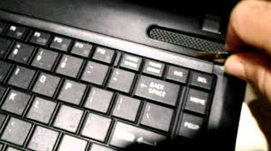 Juga untuk penggantian pasta berapa biayanya ? Cara Melepas Keyboard Laptop Toshiba Satellite C640 Youtube