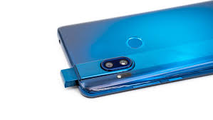 Das Motorola One Hyper im Test, schick ...