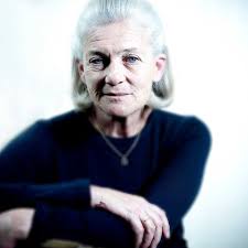Biography of elisabeth badinter (excerpt). Elisabeth Badinter Je Suis Pour Une Gpa Ethique Elle
