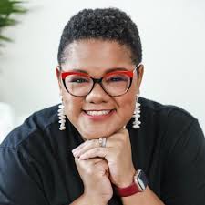 As an ambitious professional woman of color, here's a term I wish someone  would have told me earlier in my career: ✨ weaponized incompetence. ✨ ➡  Weaponized incompetence means being surrounded by… |