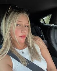 Ashleigh Lambert's Instagram, Twitter & Facebook