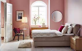 Pengunaan warna cat yang gelap bakal memberi ilusi yang lebih sempit. 15 Pilihan Warna Cat Kamar Tidur Sempit Yang Membuat Betah Berada Di Kamar Home Bedroom Home Decor Interior Design