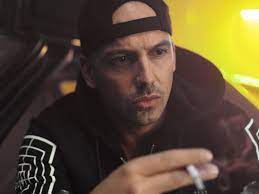 In meinem ersten teil von diesem collab video mit xammer zeige ich euch wie ihr melodien für uptempo dancehall beats wie sie auf raf camoras neu. Raf 3 0 Kurt Cobain Lebt Ja Auch Weiter Laut De Interview